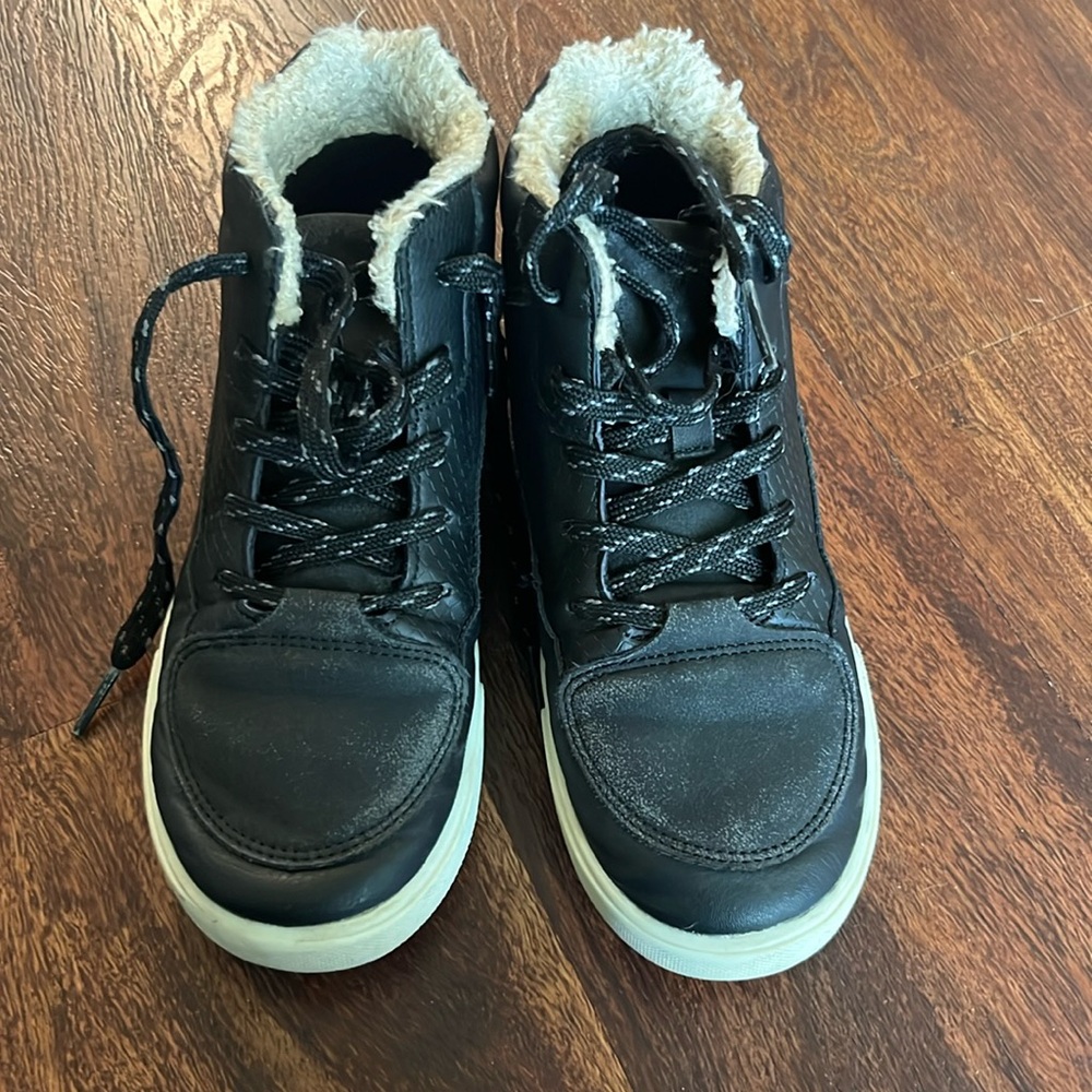 Oshkosh shoes